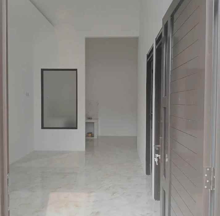 dijual rumah jl bakti kel pedurenan