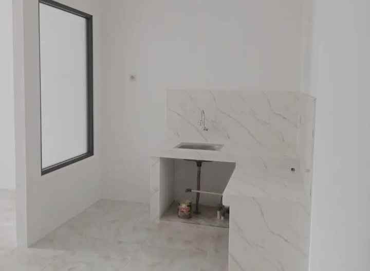 dijual rumah jl bakti kel pedurenan