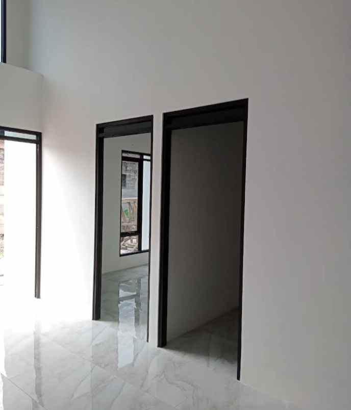 dijual rumah jl bakti kel pedurenan