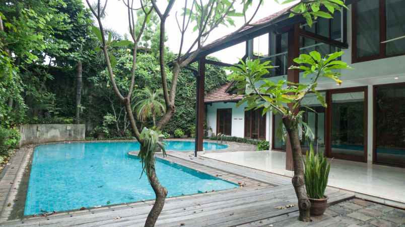 dijual rumah jl benda raya cilandak