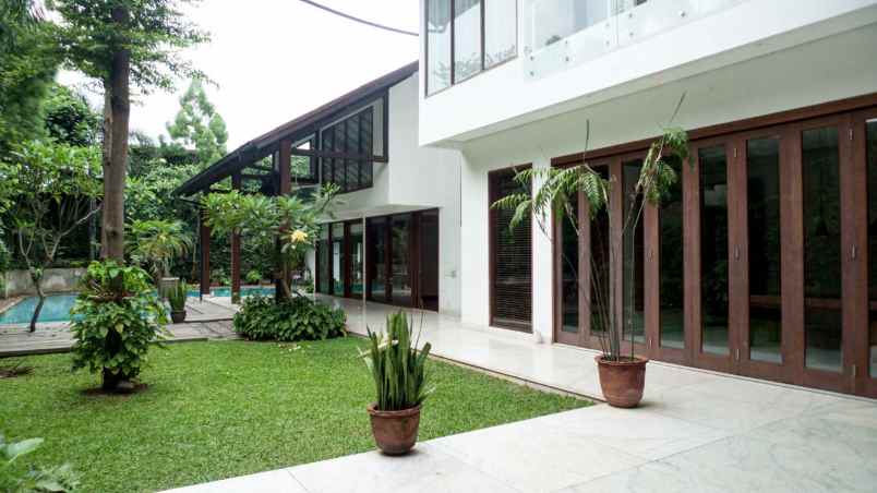 dijual rumah jl benda raya cilandak