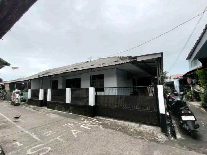 dijual rumah jl cendrawasih raya beji depok