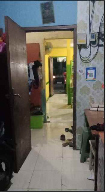 dijual rumah jl gatot subroto cimone