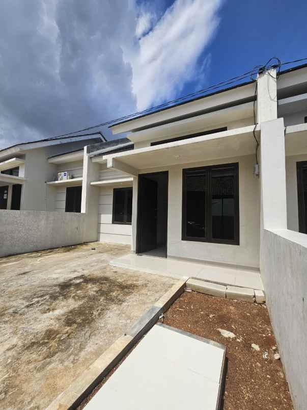 dijual rumah jl h thabronih kalimulya