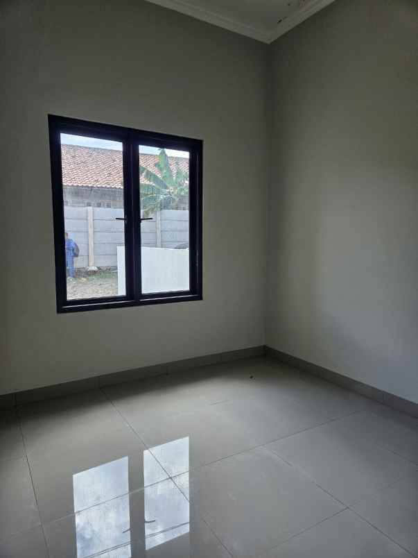 dijual rumah jl h thabronih kalimulya