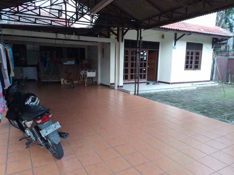 dijual rumah jl haji naman pondok