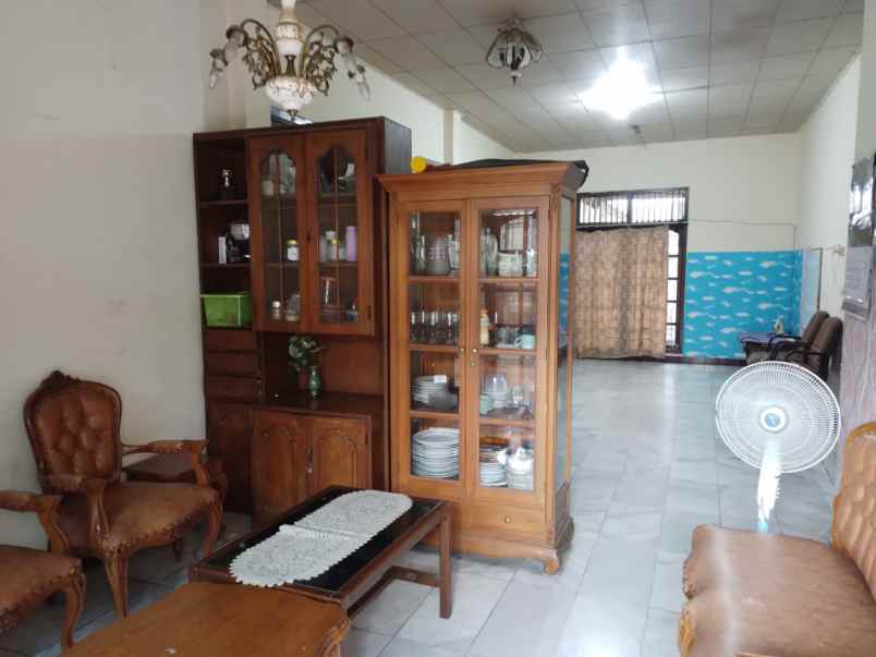 dijual rumah jl haji naman pondok