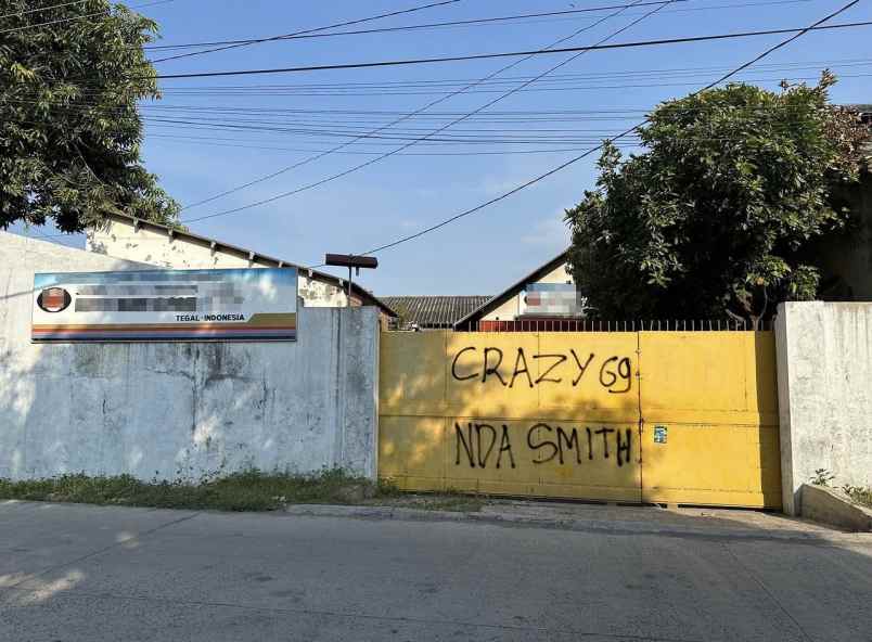 dijual rumah jl halmahera mintaragen
