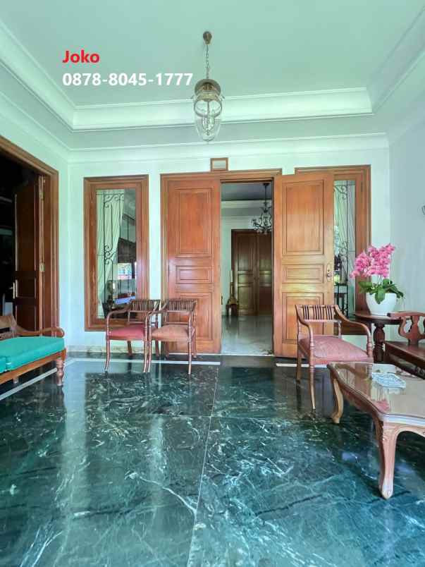 dijual rumah jl hang tuah