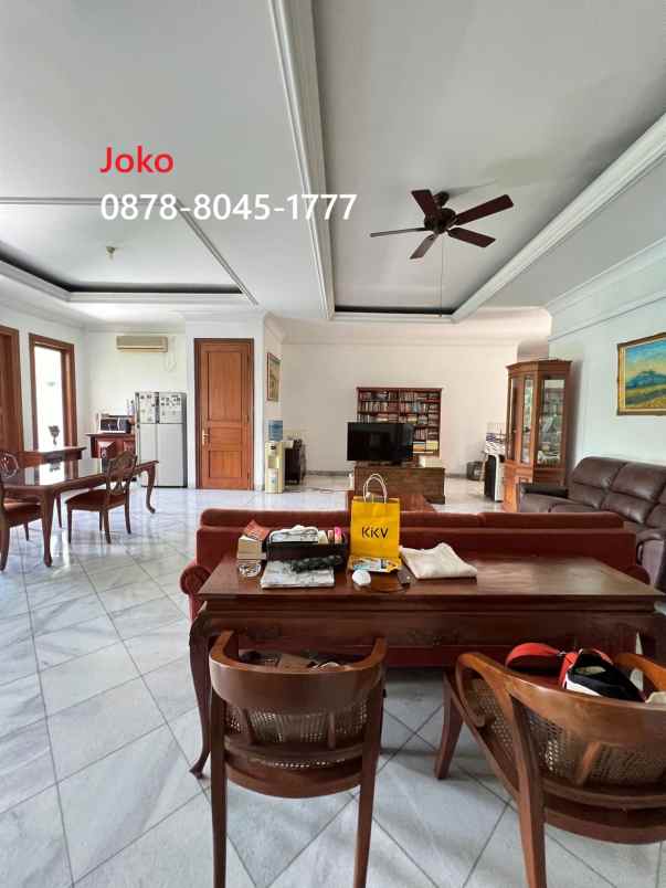 dijual rumah jl hang tuah