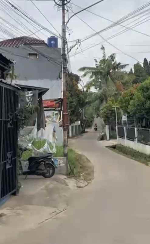 dijual rumah jl kalibaru cilodong