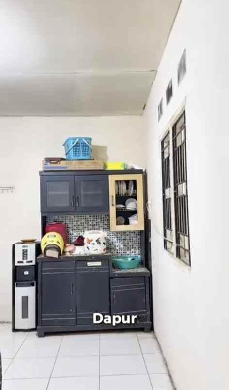 dijual rumah jl kalibaru cilodong