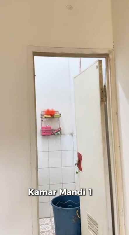 dijual rumah jl kalibaru cilodong