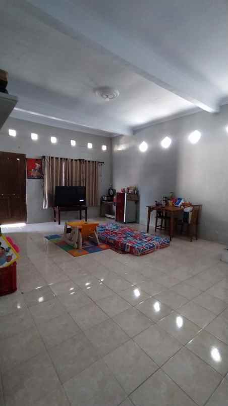 dijual rumah jl kaliurang km 12