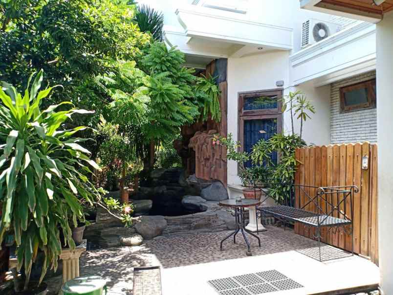 dijual rumah jl kertajaya indah timur