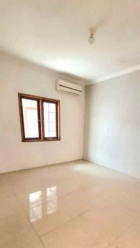 dijual rumah jl kramat batu dalam