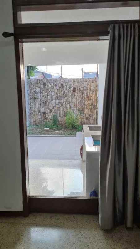 dijual rumah jl mampang prapatan kec