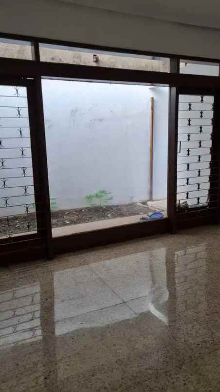 dijual rumah jl mampang prapatan kec
