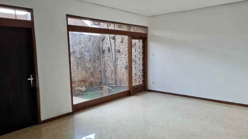 dijual rumah jl mampang prapatan kec