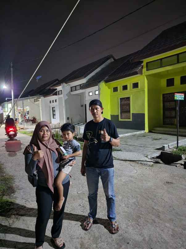 dijual rumah jl megu