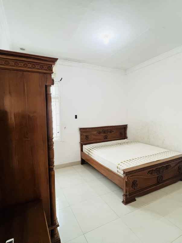 dijual rumah jl muncang no 54 b lagia