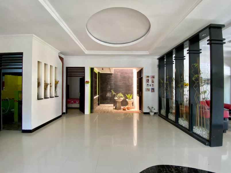 dijual rumah jl ontoseno no 8 tegal