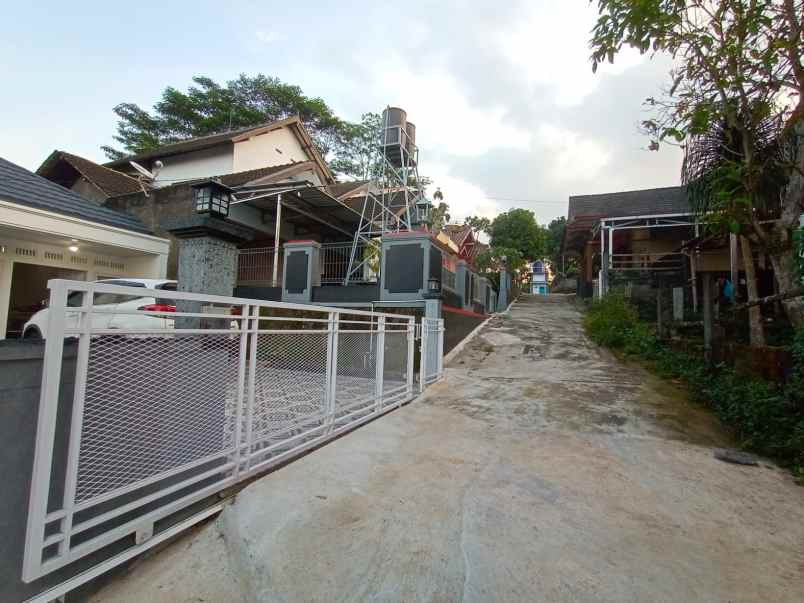 dijual rumah jl pemandangan salatiga
