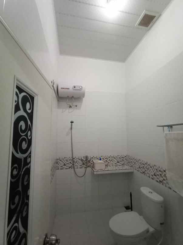 dijual rumah jl pemandangan salatiga