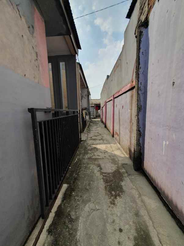 dijual rumah jl pitara raya