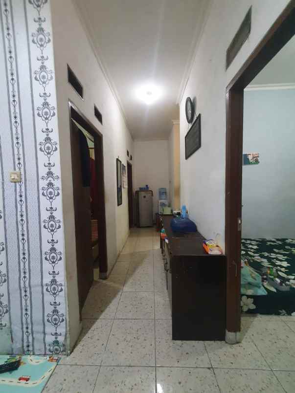 dijual rumah jl pitara raya