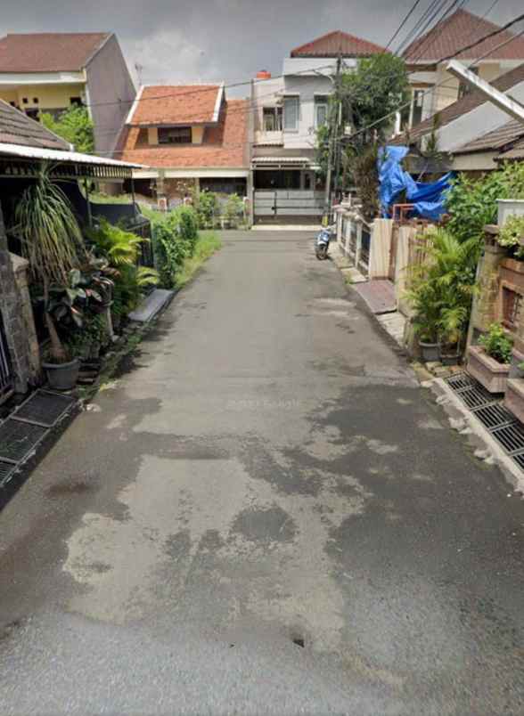 dijual rumah jl pondok bambu duren