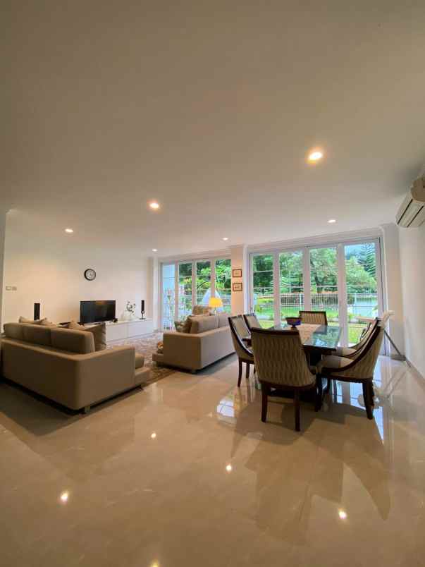 dijual rumah jl rancamaya utama