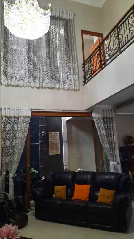 dijual rumah jl rawamangun jakarta timur