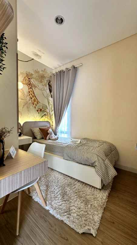 dijual rumah jl raya serpong