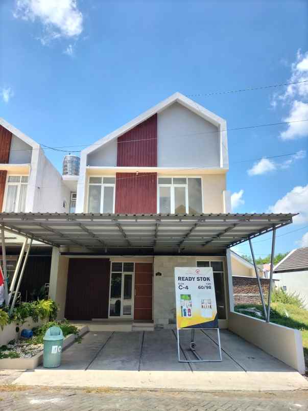dijual rumah jl semeru bundelan