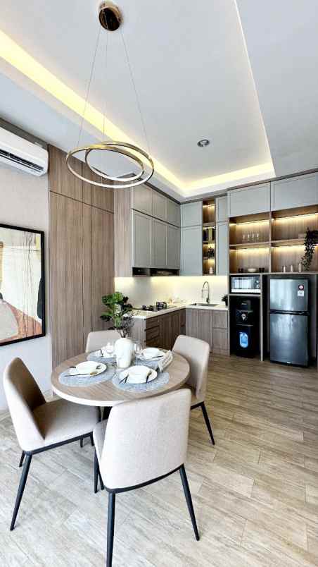 dijual rumah jl serpong raya