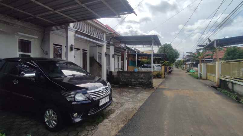 dijual rumah jl ujung pandang 1