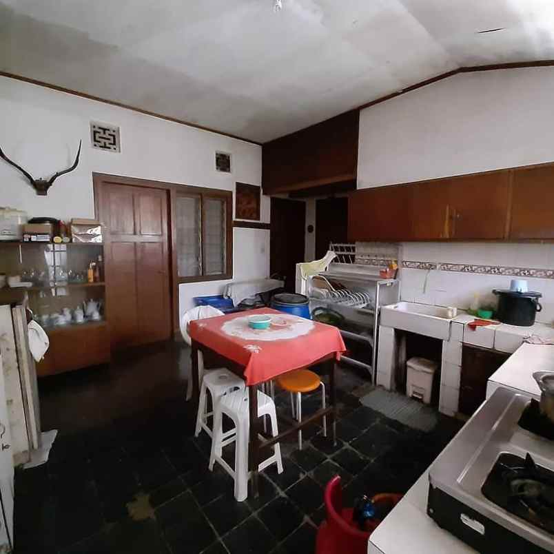 dijual rumah jl wastukencana kota bandung