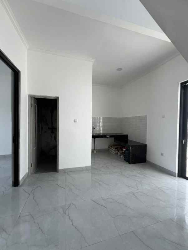 dijual rumah jl wibawa mukti jatiluhur