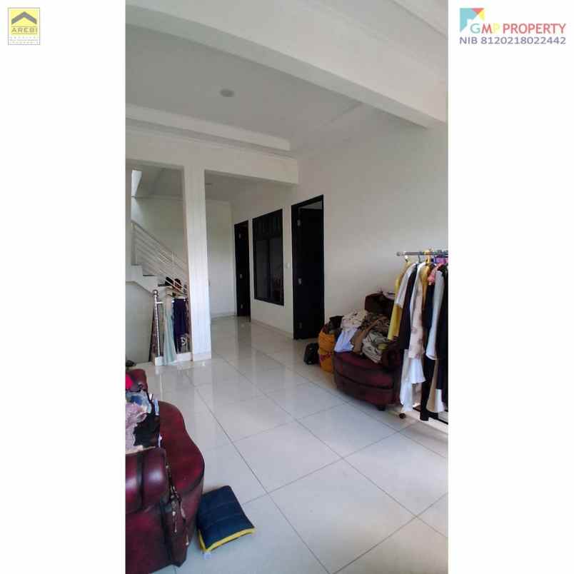 dijual rumah jln cempaka indah utara no