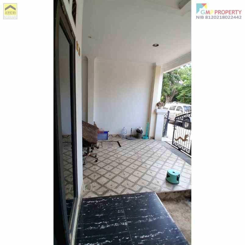 dijual rumah jln cempaka indah utara no