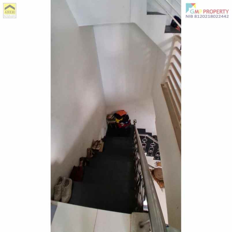 dijual rumah jln cempaka indah utara no