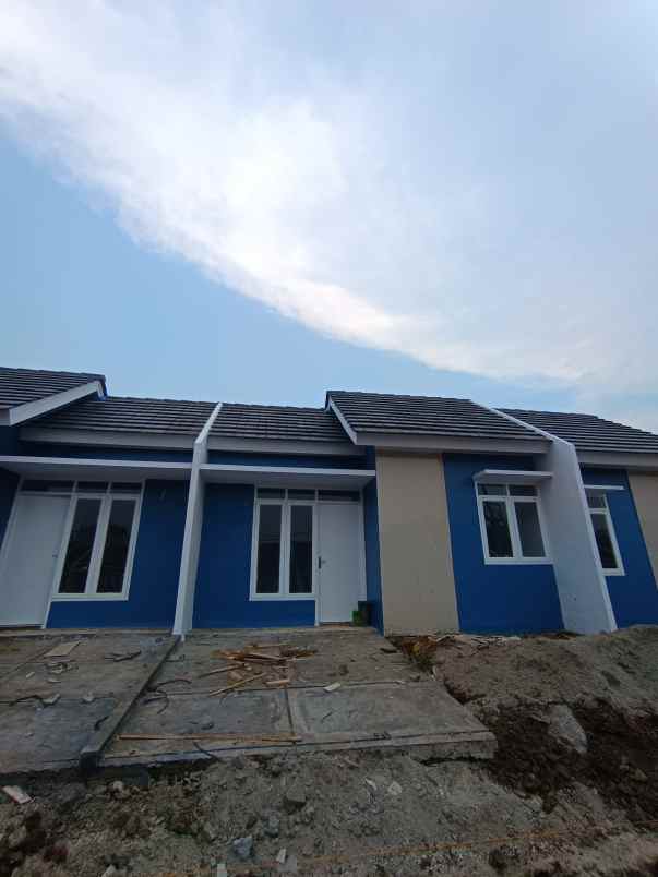 dijual rumah jln kemang parung kab