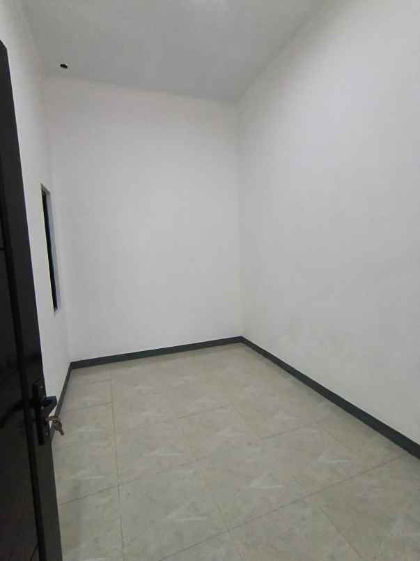 dijual rumah jln margalaksana cikoneng