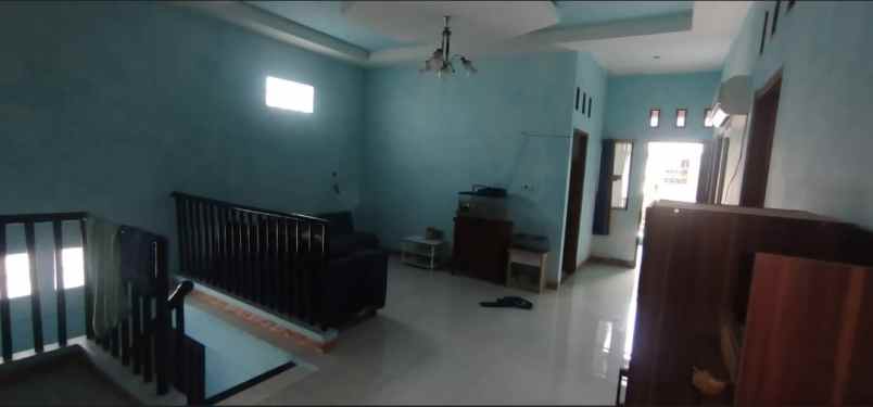 dijual rumah jln margonda raya depok
