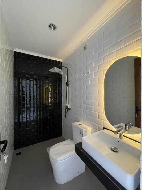 dijual rumah kalibata selatan