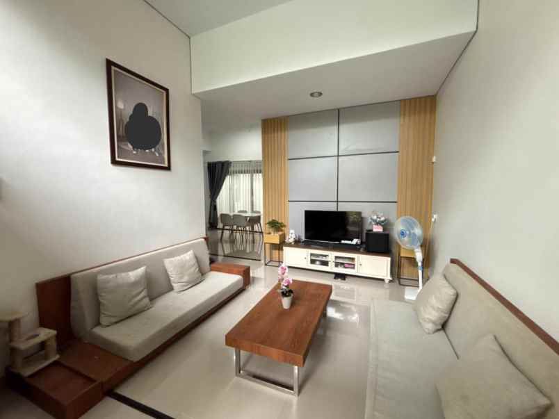 dijual rumah kalirandu