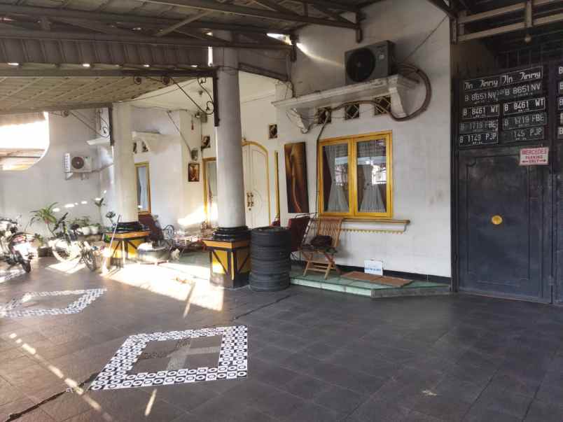 dijual rumah kalisari