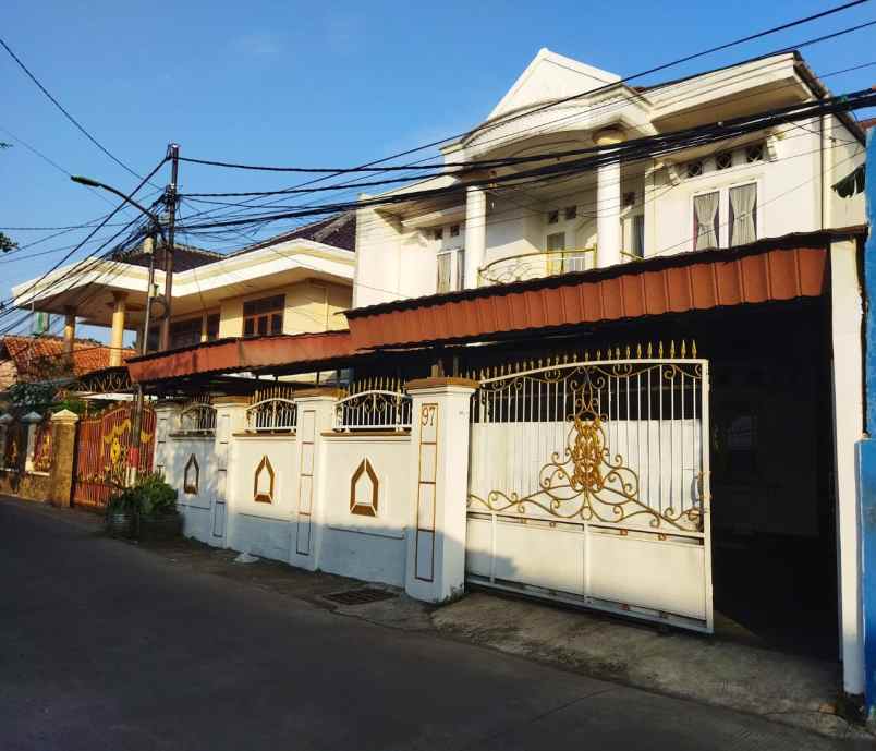 dijual rumah kalisari