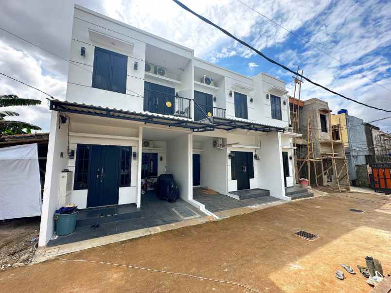 dijual rumah kalisari